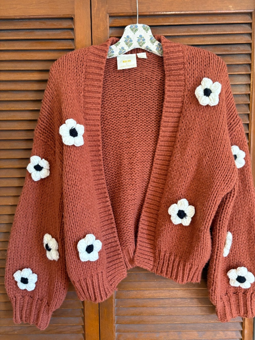 Anthropologie Burnt Orange Chunky Sweater with Crochet White Flowers, "One Size"